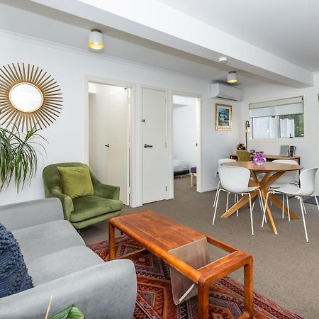 2 Bedroom Home Away From Home Near Cbd & Private Parking ハミルトン エクステリア 写真