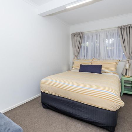 2 Bedroom Home Away From Home Near Cbd & Private Parking ハミルトン エクステリア 写真