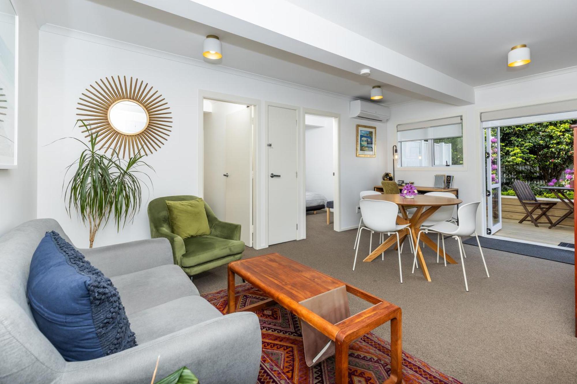 2 Bedroom Home Away From Home Near Cbd & Private Parking ハミルトン エクステリア 写真