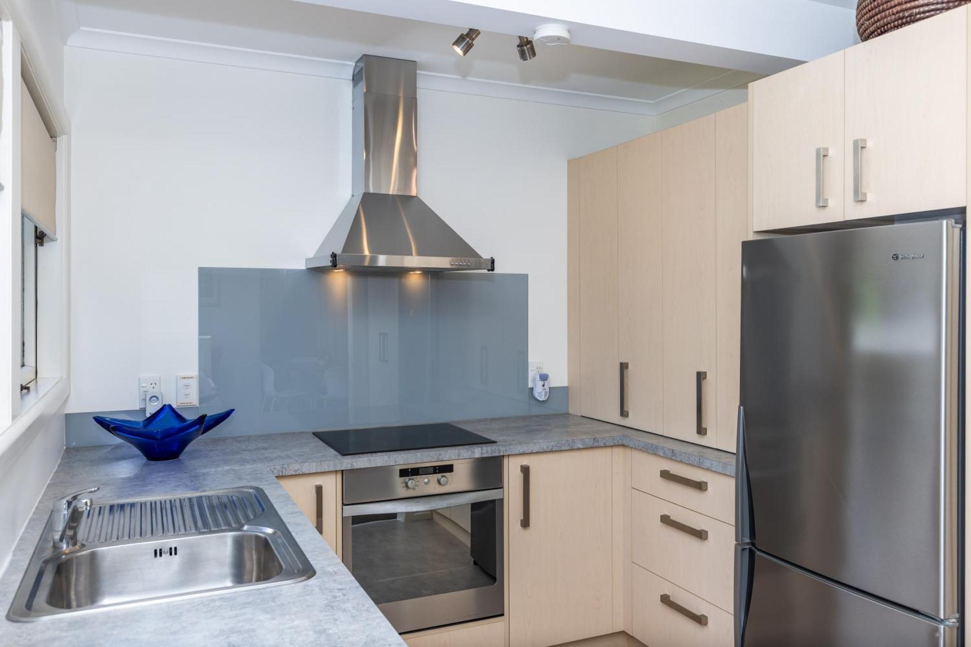 2 Bedroom Home Away From Home Near Cbd & Private Parking ハミルトン エクステリア 写真