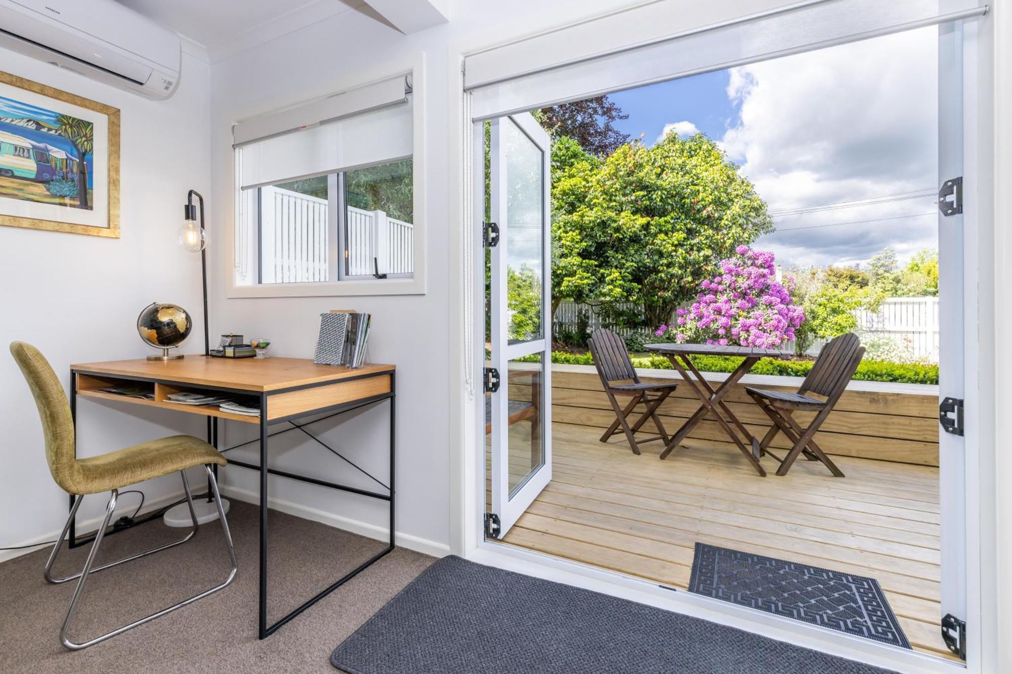 2 Bedroom Home Away From Home Near Cbd & Private Parking ハミルトン エクステリア 写真